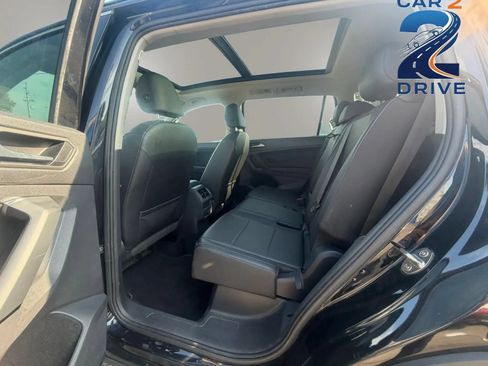 Used 2019 Volkswagen Tiguan SE w/ Panoramic Sunroof Package AWD/4WD image 13