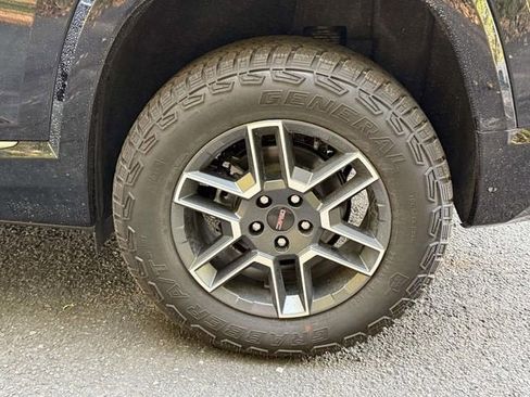 New 2026 GMC Terrain AT4 w/ Convenience Package III image 7