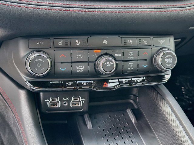 New 2027 Dodge Durango GT AWD/4WD image 16