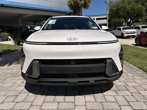 Used 2025 Hyundai Kona SEL FWD image 19