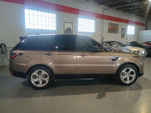 Used 2018 Land Rover Range Rover Sport HSE AWD/4WD image 6