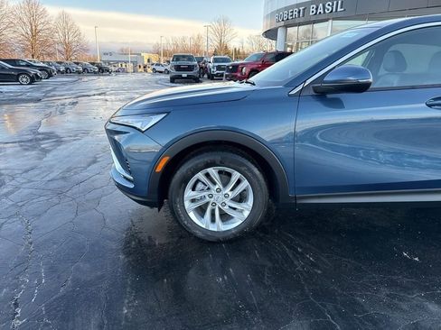 New 2026 Buick Envista Preferred w/ Convenience I Package image 5