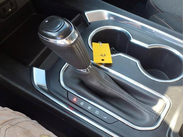Used 2019 Chevrolet Traverse LT FWD image 16