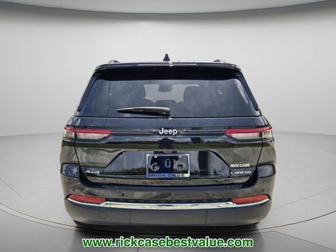Used 2024 Jeep Grand Cherokee Laredo AWD/4WD image 6