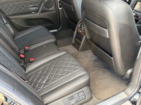 Used 2018 Bentley Flying Spur V8 AWD/4WD image 39