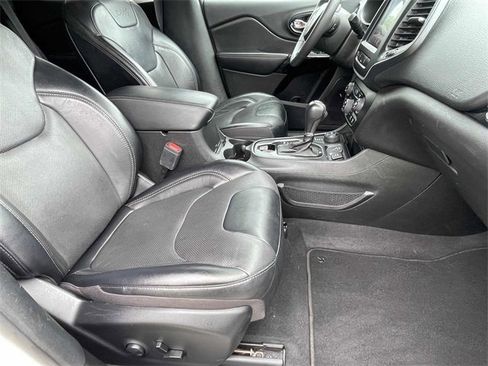 Used 2023 Jeep Cherokee Altitude Lux image 26