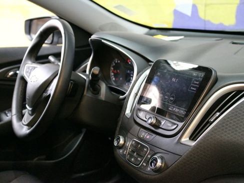 Used 2024 Chevrolet Malibu LT w/ Sport Edition FWD image 10