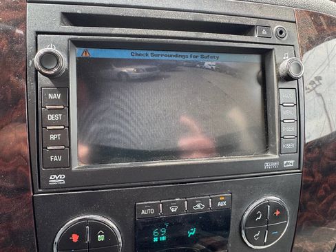 Used 2008 GMC Yukon XL Denali image 19