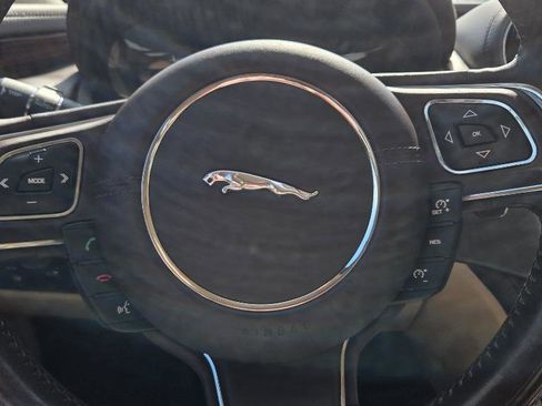 Used 2014 Jaguar XJ L Portfolio image 14