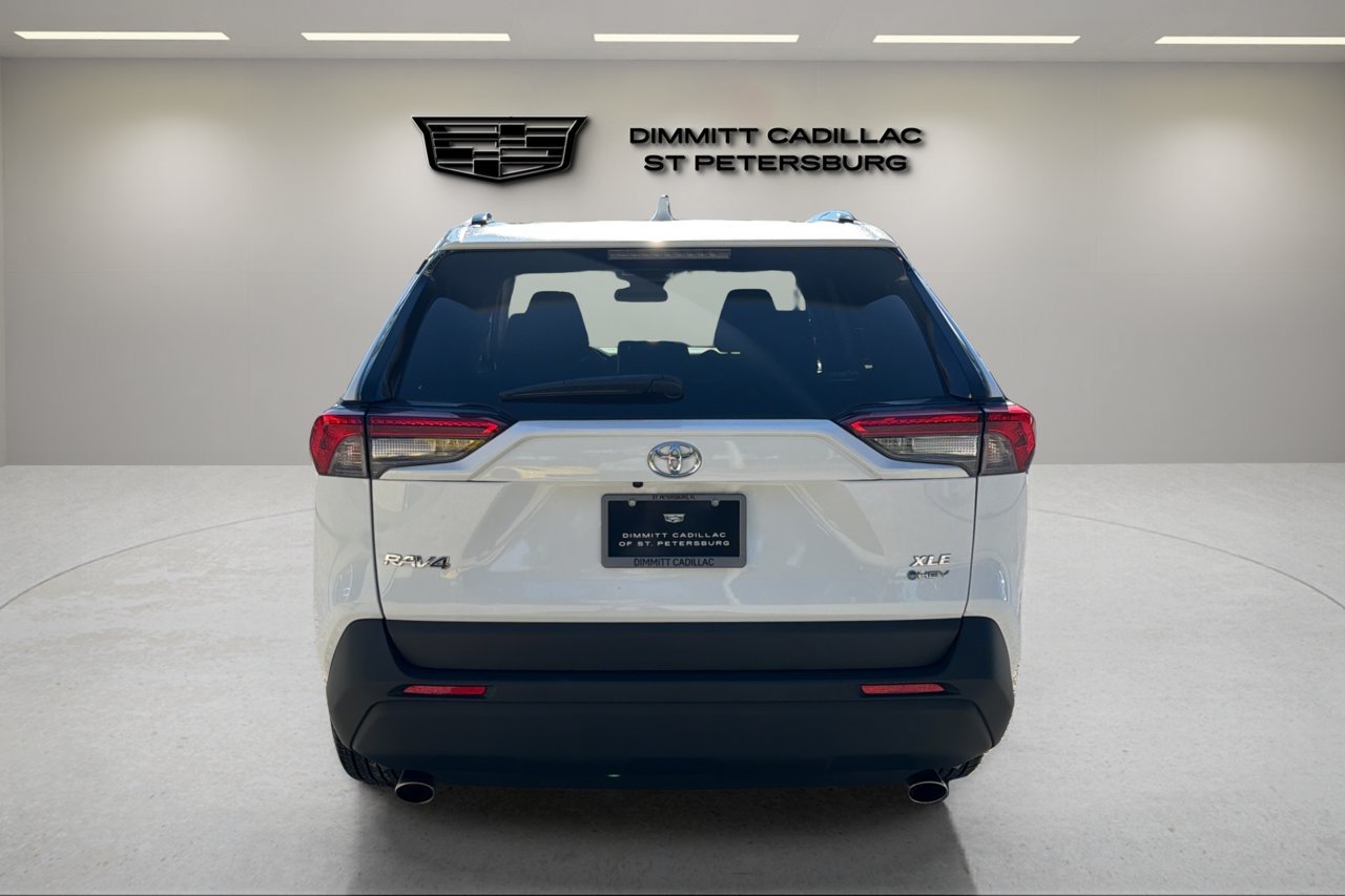 Used 2025 Toyota RAV4 XLE AWD/4WD image 4