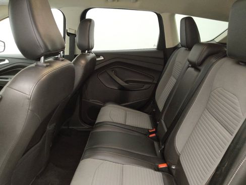 Used 2018 Ford Escape SE w/ SE Sport Appearance Package AWD/4WD image 18