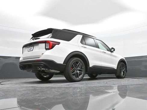 New 2026 Ford Explorer ST AWD/4WD image 65