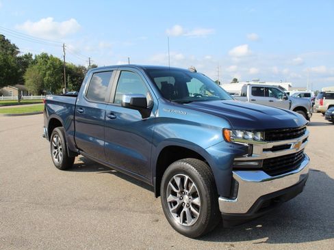 Used 2022 Chevrolet Silverado 1500 LT image 13