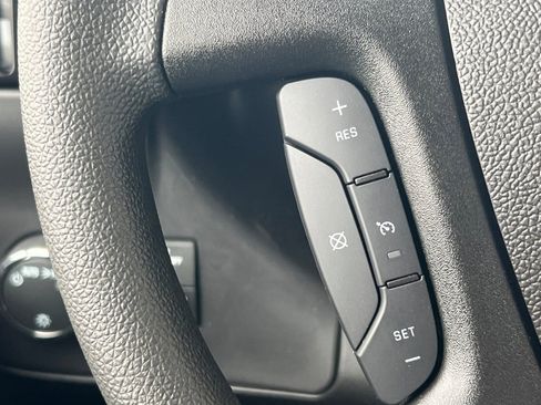 New 2025 GMC Savana 2500 w/ Driver Convenience Package RWD image 25