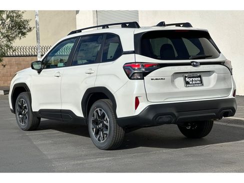 Used 2026 Subaru Forester Premium AWD/4WD image 5