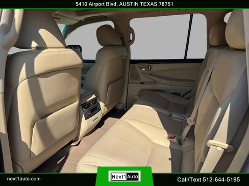 Used 2010 Lexus LX 570 4WD image 30