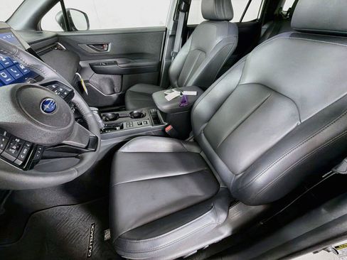 Used 2026 Subaru Outback Premium AWD/4WD image 2