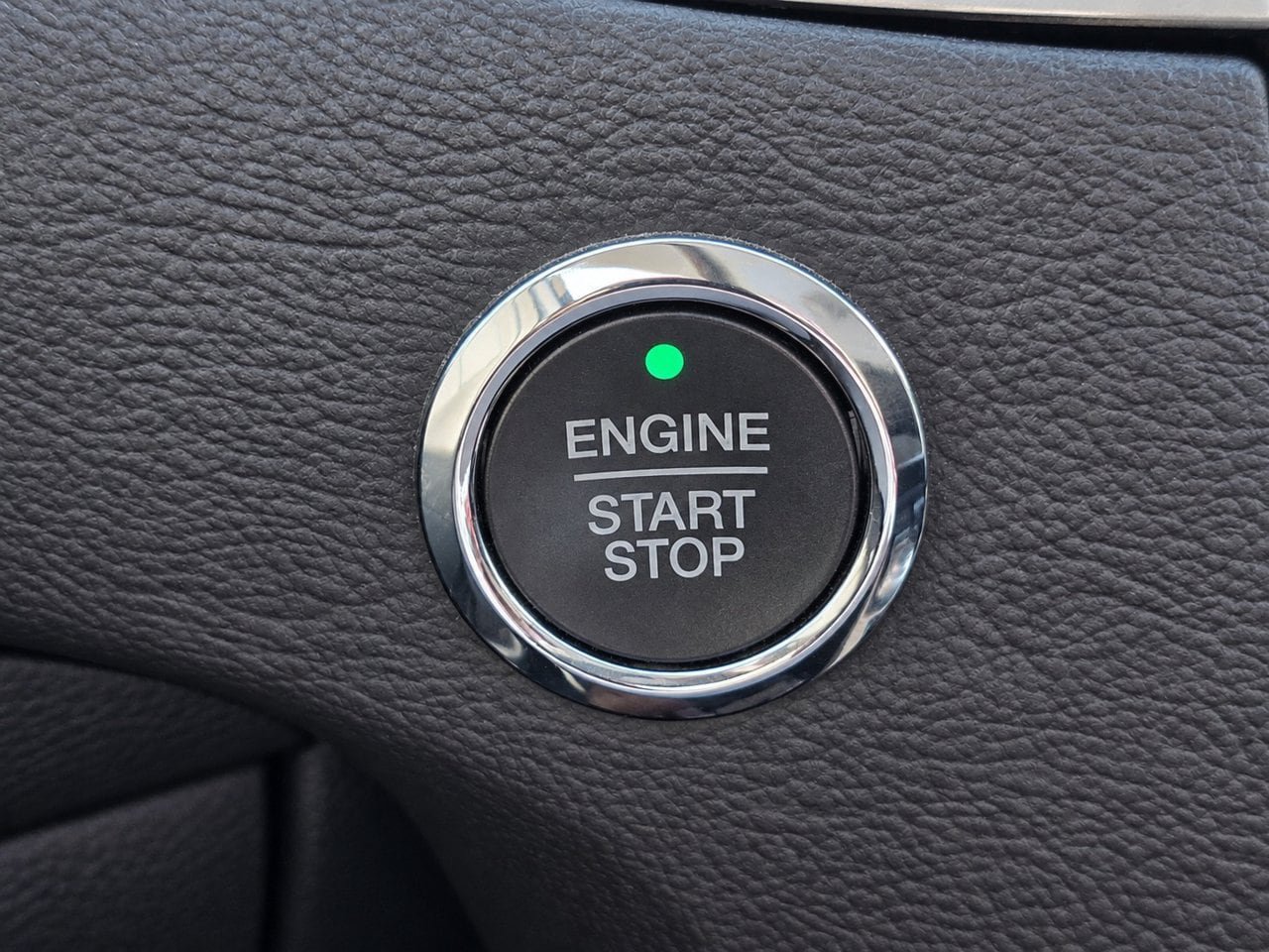 Used 2020 Ford Edge SEL w/ Convenience Package AWD/4WD image 21