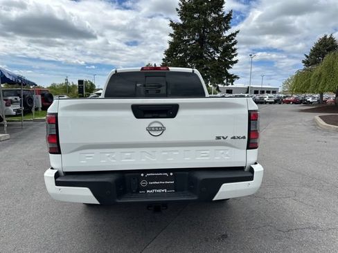 Certified 2023 Nissan Frontier SV w/ SV Convenience Package AWD/4WD image 4