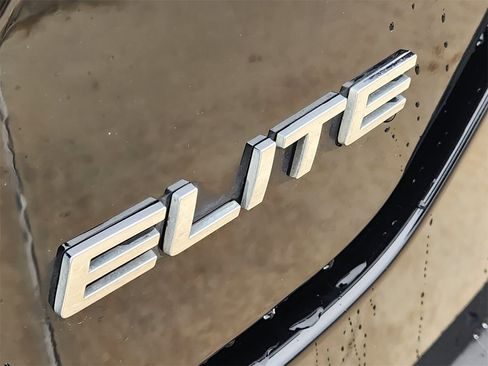 Certified 2023 Honda Pilot Elite image 10