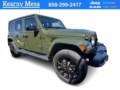 Used 2023 Jeep Wrangler Unlimited Sahara w/ Cold Weather Group AWD/4WD image 1