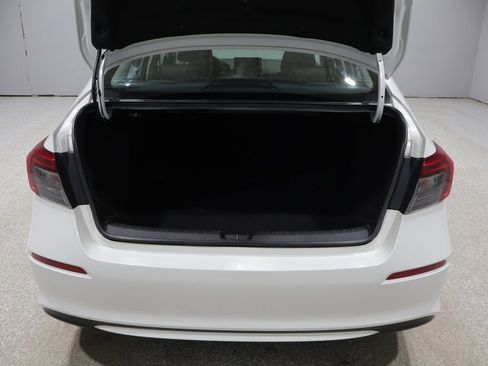 Used 2023 Honda Civic LX image 19