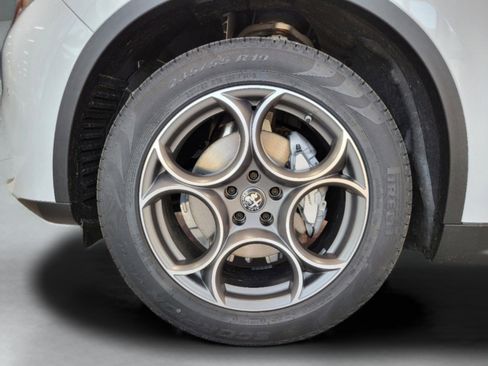 New 2025 Alfa Romeo Stelvio Sprint image 79