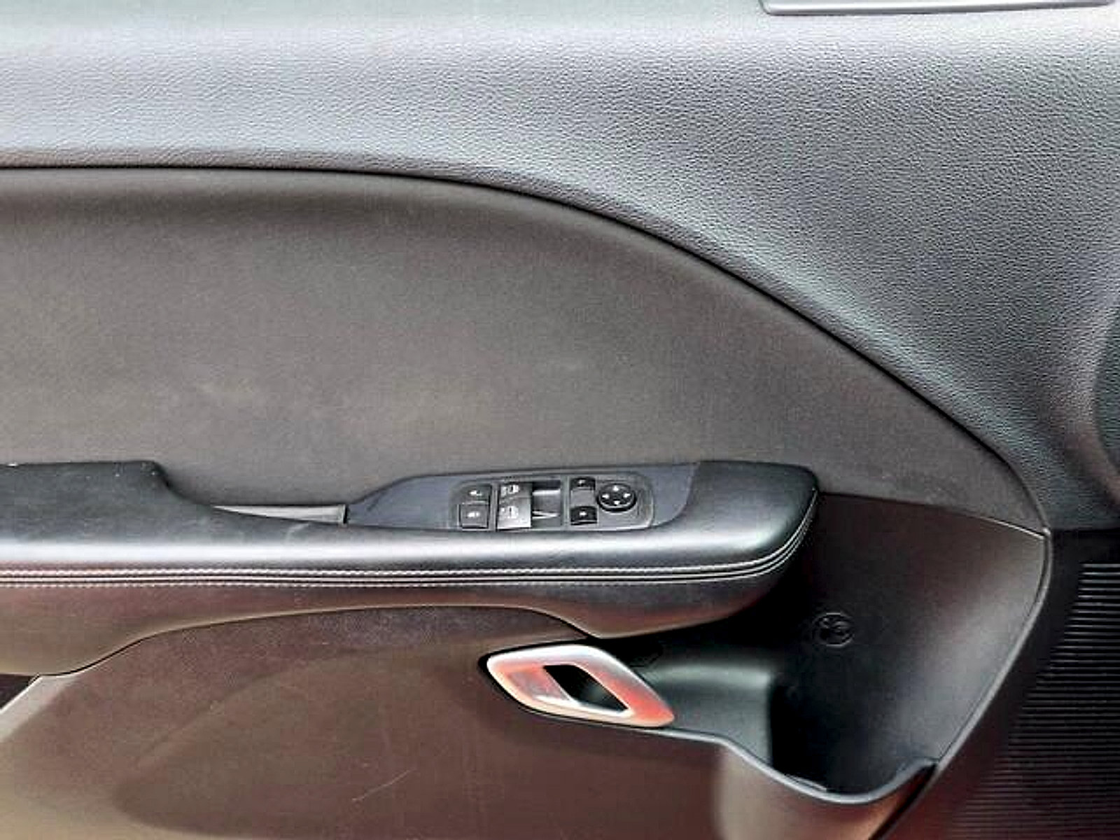 Used 2016 Dodge Challenger R/T w/ Blacktop Package RWD image 26