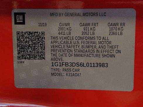 Used 2020 Chevrolet Camaro LT RWD image 33