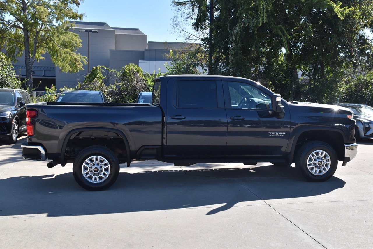Used 2024 Chevrolet Silverado 2500 LT w/ Texas Edition RWD image 6