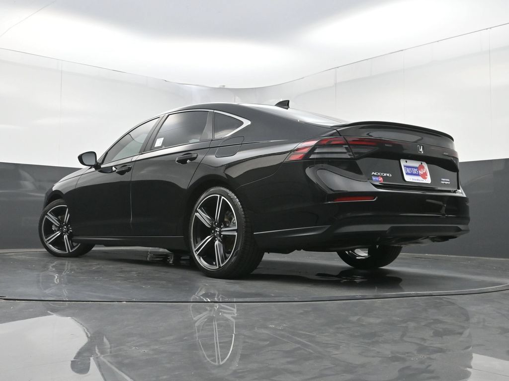Used 2023 Honda Accord Sport image 24