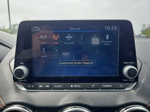 Used 2022 Nissan Sentra SR w/ SR Premium Package FWD image 25