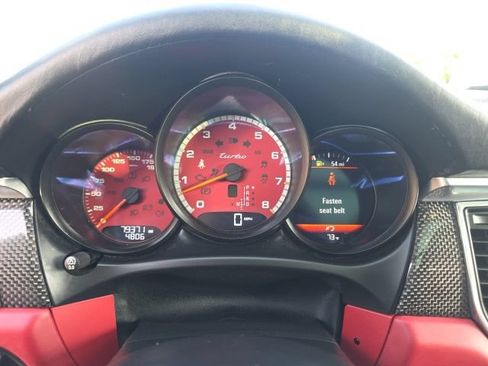 Used 2016 Porsche Macan Turbo AWD/4WD image 20