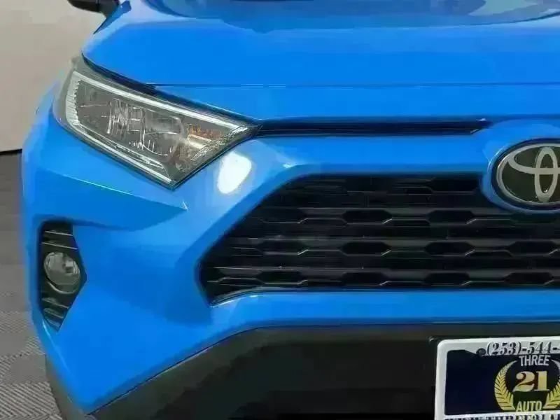 Used 2019 Toyota RAV4 XLE AWD/4WD image 44