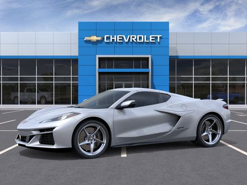 New 2026 Chevrolet Corvette E-Ray image 2