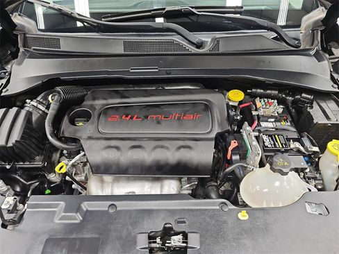 Used 2018 Jeep Compass Latitude image 31