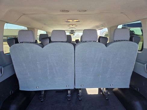 Certified 2018 Ford Transit 350 XLT image 15