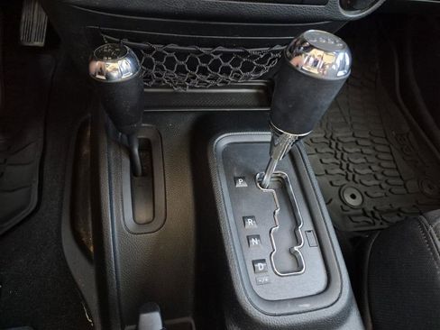 Used 2017 Jeep Wrangler Sport w/ Connectivity Group image 23