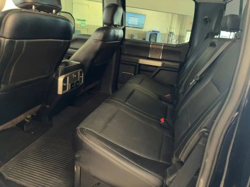 Used 2018 Ford F250 Lariat w/ Lariat Value Package AWD/4WD image 5