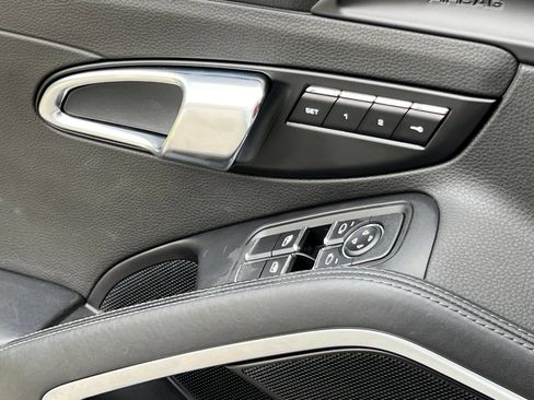 Used 2017 Porsche 911 Carrera 4S AWD/4WD image 29