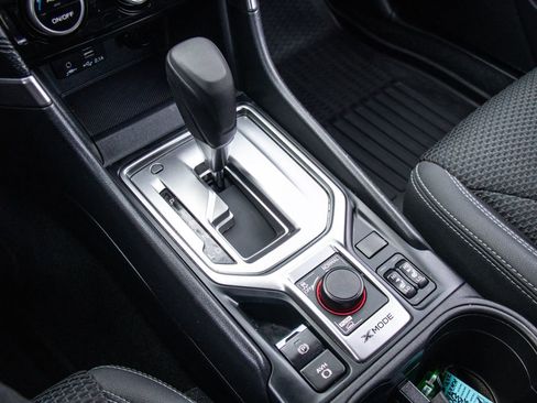 Used 2019 Subaru Forester Premium image 17