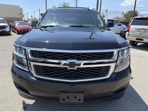 Used 2016 Chevrolet Suburban LS RWD image 5