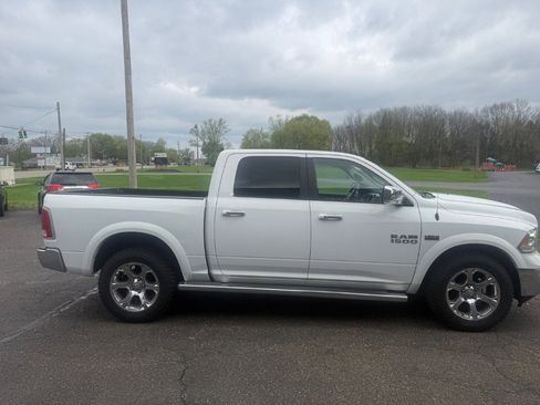 Used 2015 RAM 1500 Laramie w/ Convenience Group image 6