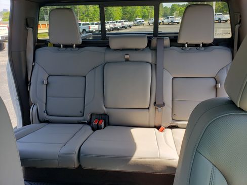 New 2026 Chevrolet Silverado 1500 LTZ AWD/4WD image 30