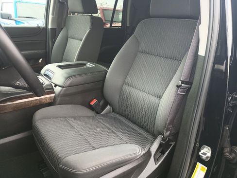 Used 2017 Chevrolet Tahoe LS w/ All-Season Package image 10