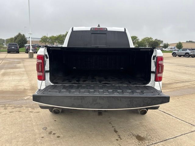 Used 2019 RAM 1500 Laramie AWD/4WD image 29