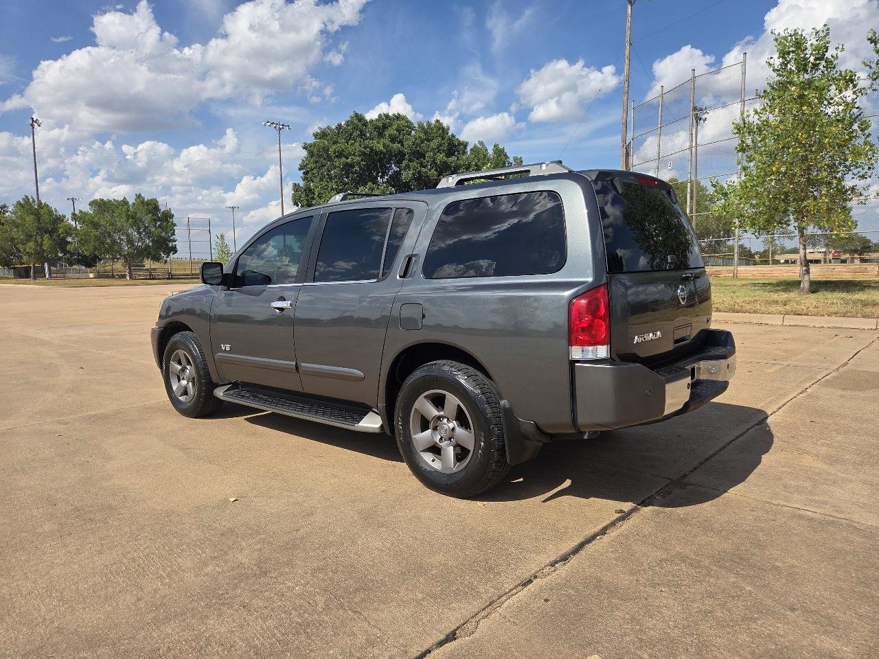 Used 2005 Nissan Armada SE RWD image 7