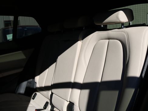 Used 2021 BMW X2 sDrive28i w/ Convenience Package image 27