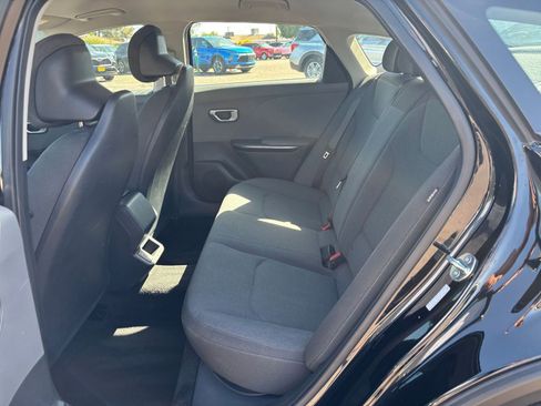 Used 2025 Kia K4 FWD image 24
