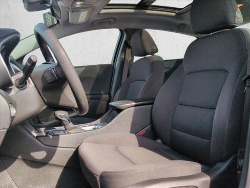 Used 2023 Chevrolet Malibu LT FWD image 16